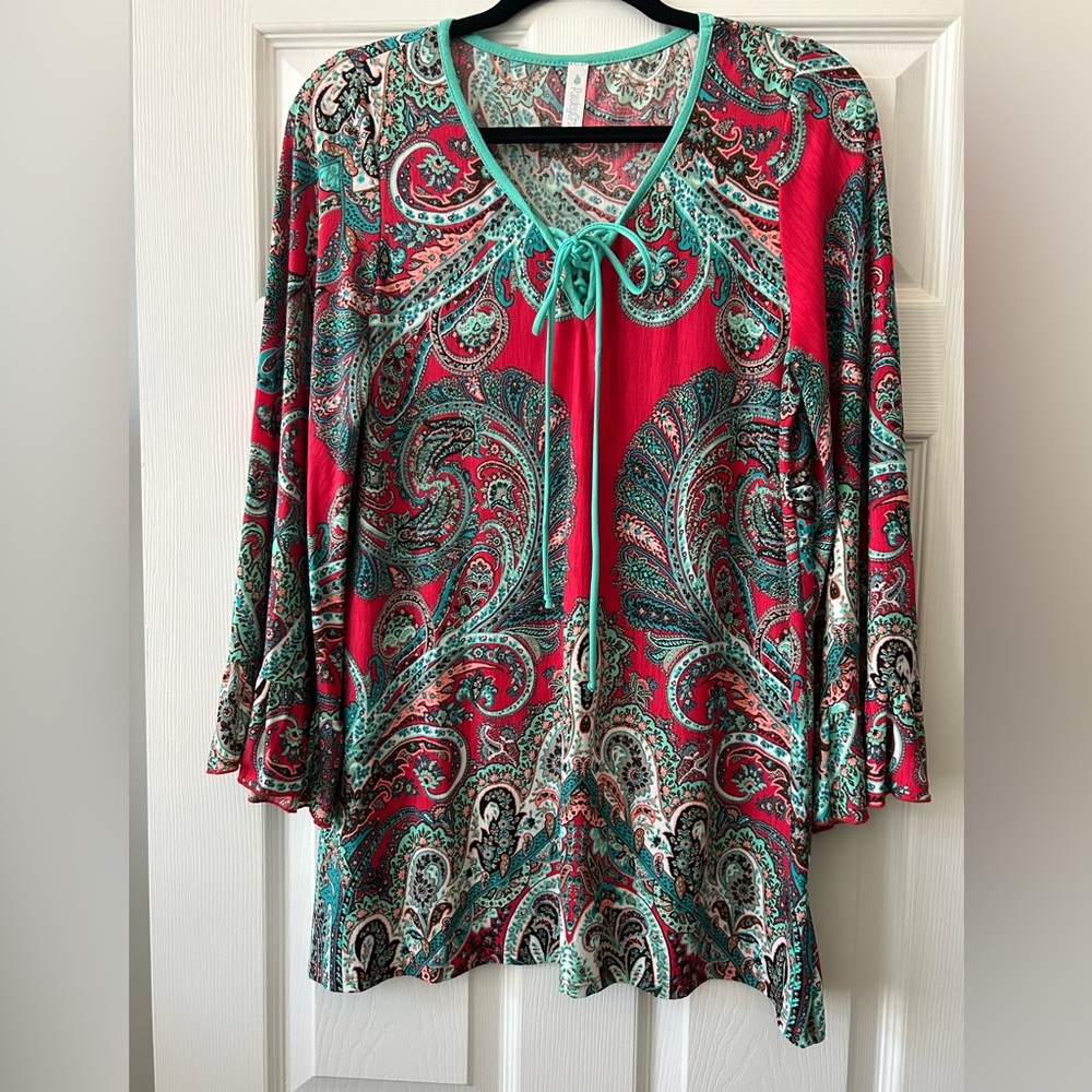 EUC LADIES BOUTIQUE TOP
